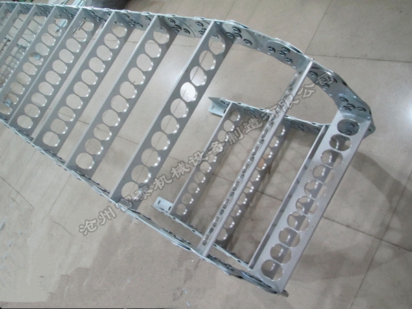 橋式鋼鋁工程拖鏈